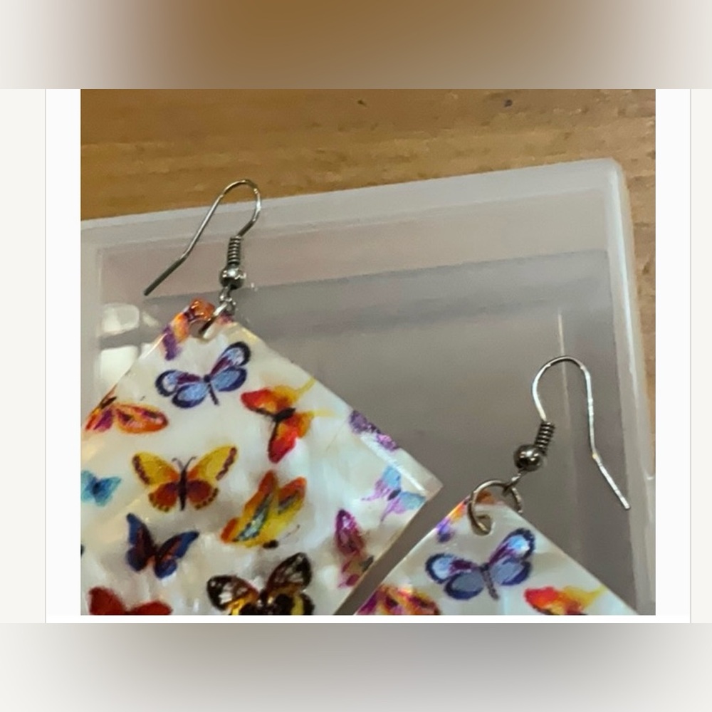 Butterfly Elegant Square Shell Dangle/Dropped Mad… - image 6